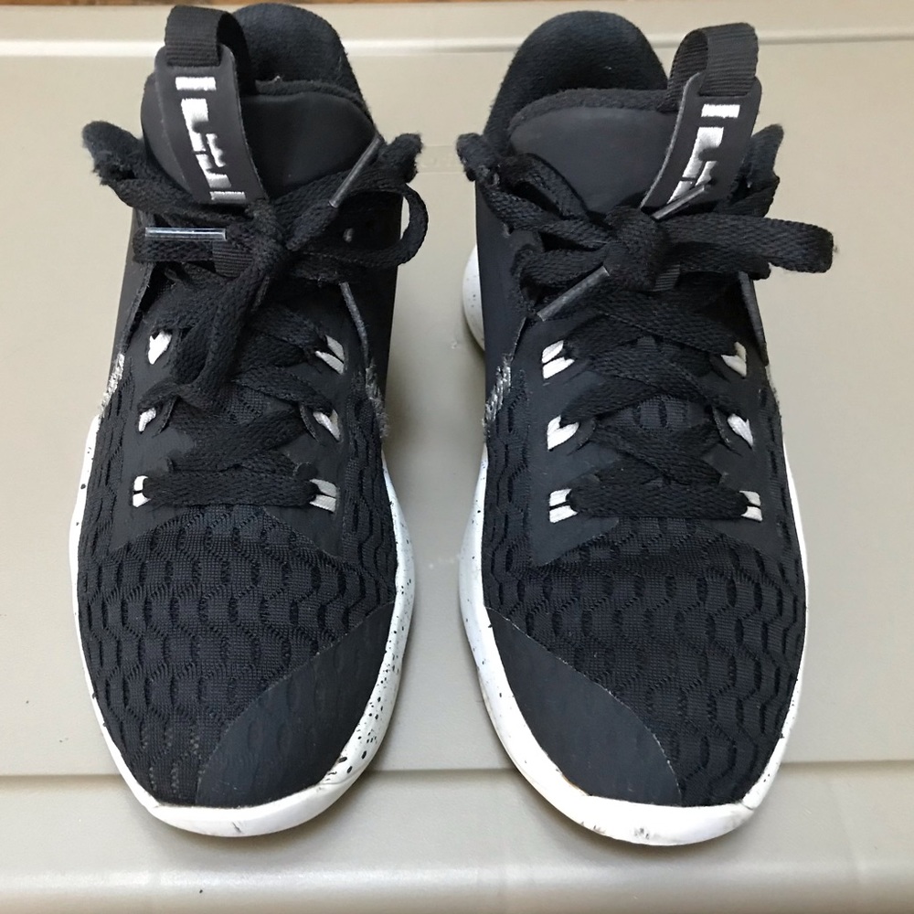Black Nike LeBron youth size 3